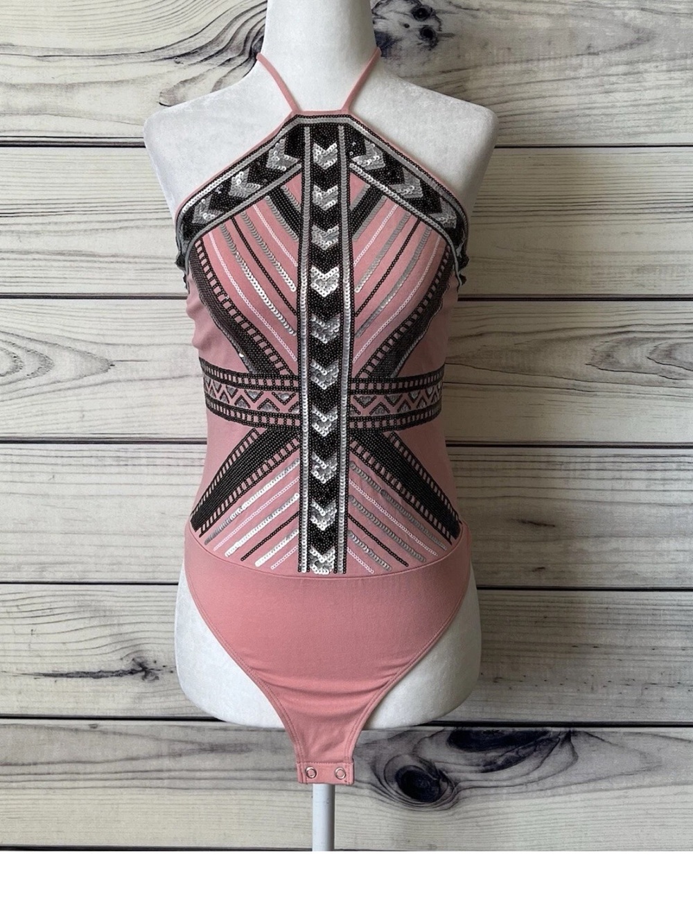 Express Pink and Black Geometric Halter Camisole - Picture 3 of 5